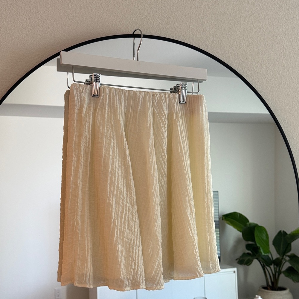 Cream frill Skirt